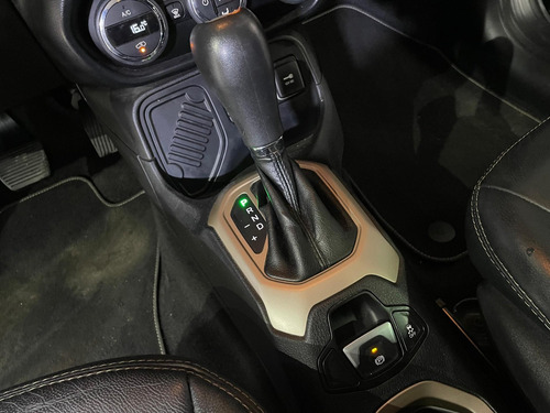 Jeep Renegade Longitude 1.8 4x2 Flex 16V Aut.