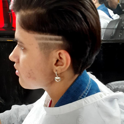 Imagem 5 de 5 de Cabelo E Barba