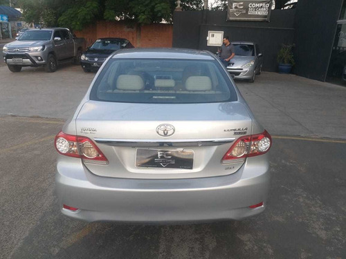 Imagem 9 de 11 de Toyota Corolla 2.0 16v 4p Altis Flex Automático