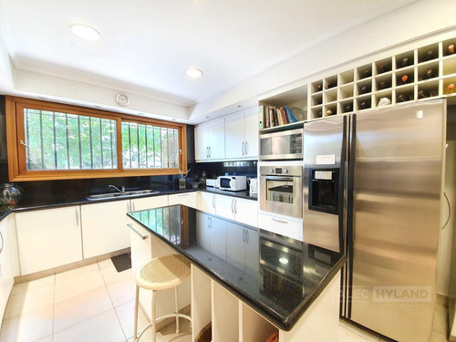 Imagen 20 de 30 de Casa 6 Ambientes En Venta - Las Lomas-jockey
