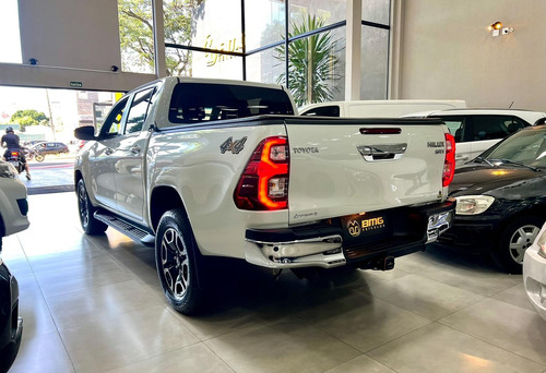 Toyota Hilux Srx 4x4 2.8 Turbo Diesel Cabine Dupla