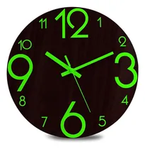 Comprar Reloj De Pared Luminoso Plumeet - 12 Relojes De Madera Silen