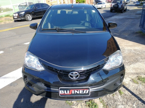 Imagem 8 de 13 de Toyota Etios Sedan 1.5 X Flex 4p Manual