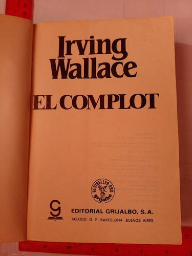Dos Ejemplares El Hombre El Complot Irving Wallace (Usado)