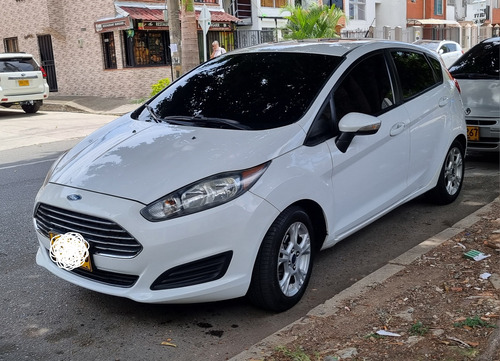 Ford Fiesta 1.6 Hatchback Se