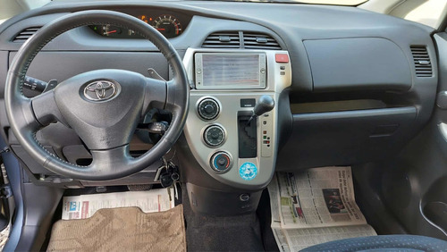 Imagen 11 de 11 de Toyota Ractis 1.5 Automática