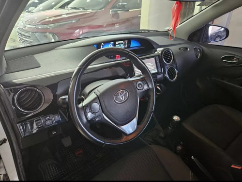 Toyota Etios 1.5 Sedan Xls l18