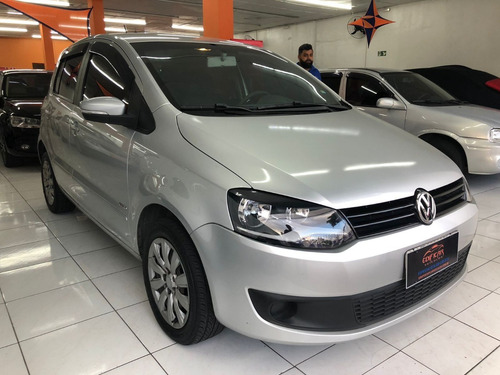 Imagem 3 de 10 de Volkswagen Fox 2014