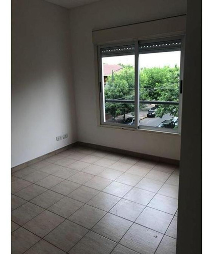 Imagen 3 de 10 de Dpto 2 Amb, 45 M2 Total, Cocina Independiente Y Cochera, Villa Luro.