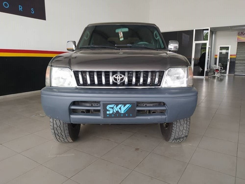 Imagen 3 de 10 de Toyota Meru
