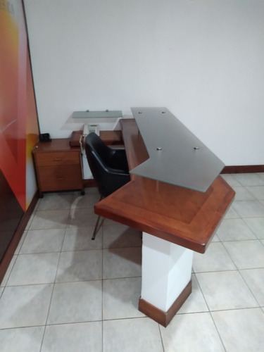 Imagen 4 de 9 de Alquilo Oficina En Centro Andres Bello