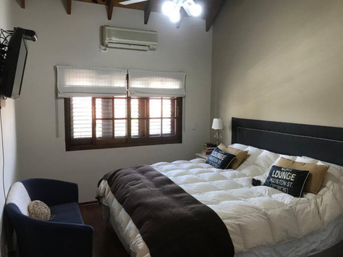 Imagen 6 de 25 de Casa 5 Ambientes Banfield