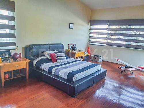 Casa De 664 M2 En Sumiya Jiutepec Morelos $10,800,000.00 Mxn
