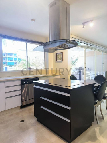 En Alquiler Tonwhouse En El Conjunto Residencial Esturion Lecheria