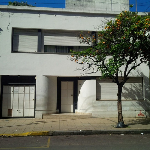 Vendo Casa 6 Dormitorios La Plata 6 E/ 46 Y 47