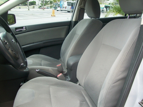 Imagem 10 de 15 de Nissan Sentra S 2.0 Flex 16v. Aut