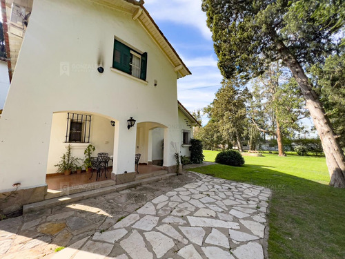 Casa Quinta En Venta En Luján, G.b.a. Zona Oeste, Argentina