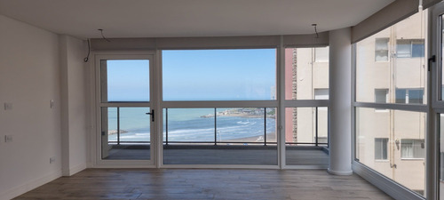 Imagen 9 de 15 de Departamento Tres Ambientes Lateral Con Vista Al Mar Y Cochera.