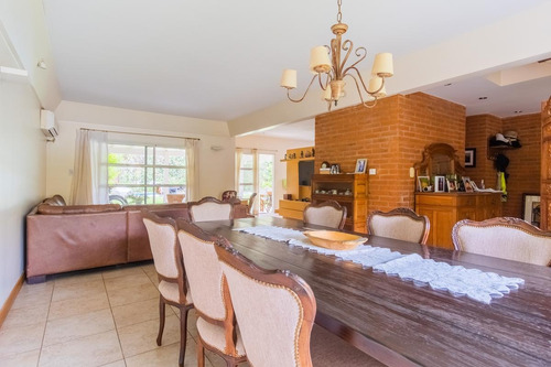 Imagen 15 de 30 de Hermosa Casa En Venta En Rincon Milberg, Barrio Jacaranda. 3 Dormitorios Mas Dependencia