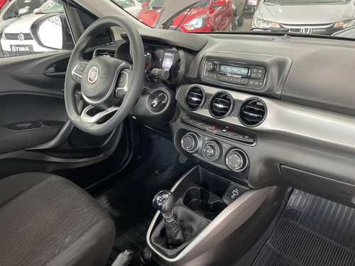 Imagem 10 de 15 de Cronos 1.3 Flex Manual 2020