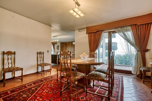Imagen 2 de 8 de Acogedora Casa En Venta Para Remodelar En La Reina Alta