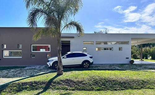 Venta Casa Minimalista 4 Amb Gran Terreno De 1000 M2 Malibu Canning