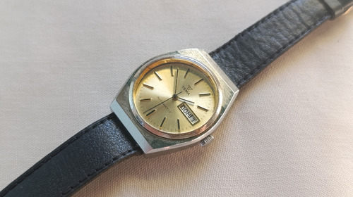 Reloj Yema Automatic Deluxe Day-date France Ebauche 4612a Negro Plateado Dorado (Usado)
