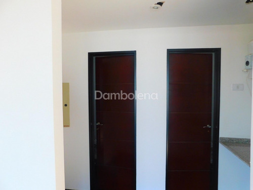 Imagen 20 de 27 de Oficina En Venta O Permuta Ubicado En Moreno, Moreno