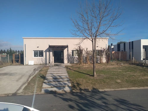 Imagen 2 de 10 de Casa En Venta Ubicado En El Cantón, Escobar Y Alrededores