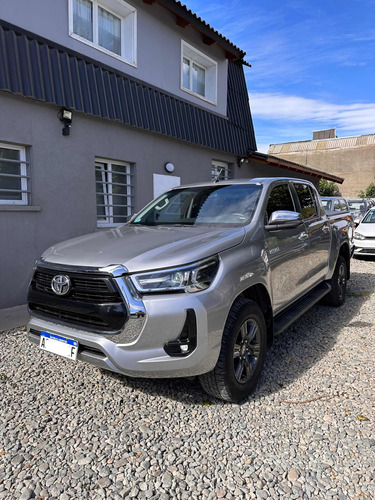 Toyota Hilux 2.8 Cd Srv 177cv 4x4