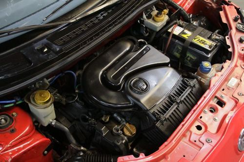 Imagem 18 de 18 de Fiat - Uno Sporting 1.4 Completo 2013 Com Baixa Km !!!
