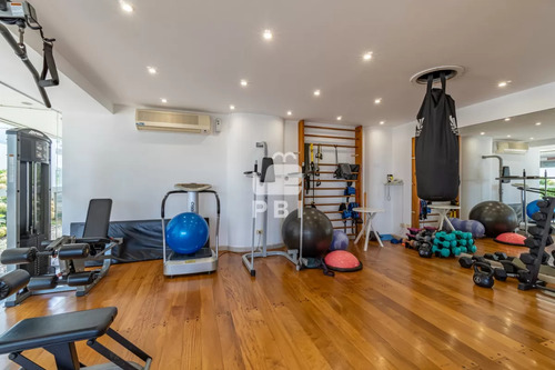 Apartamento En Playa Brava, 3 Dormitorios. - Torre Nueva York - Ref : Pbi3217