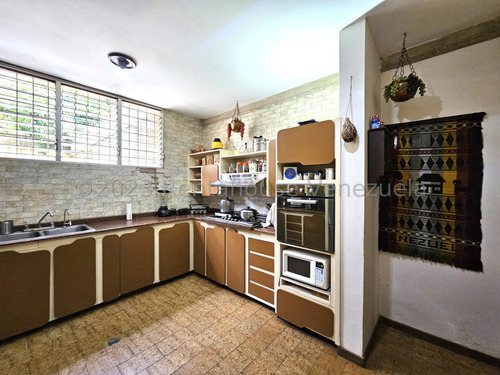Rosa Rodríguez Vende Casa En Colinas De Santa Rosa, Barquisimeto 25-5559