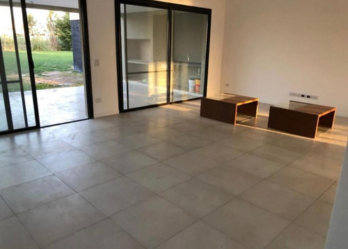 Imagen 5 de 21 de Venta Casa 4 Ambientes En 1 Planta Barrio San Gabriel Villanueva Tigre
