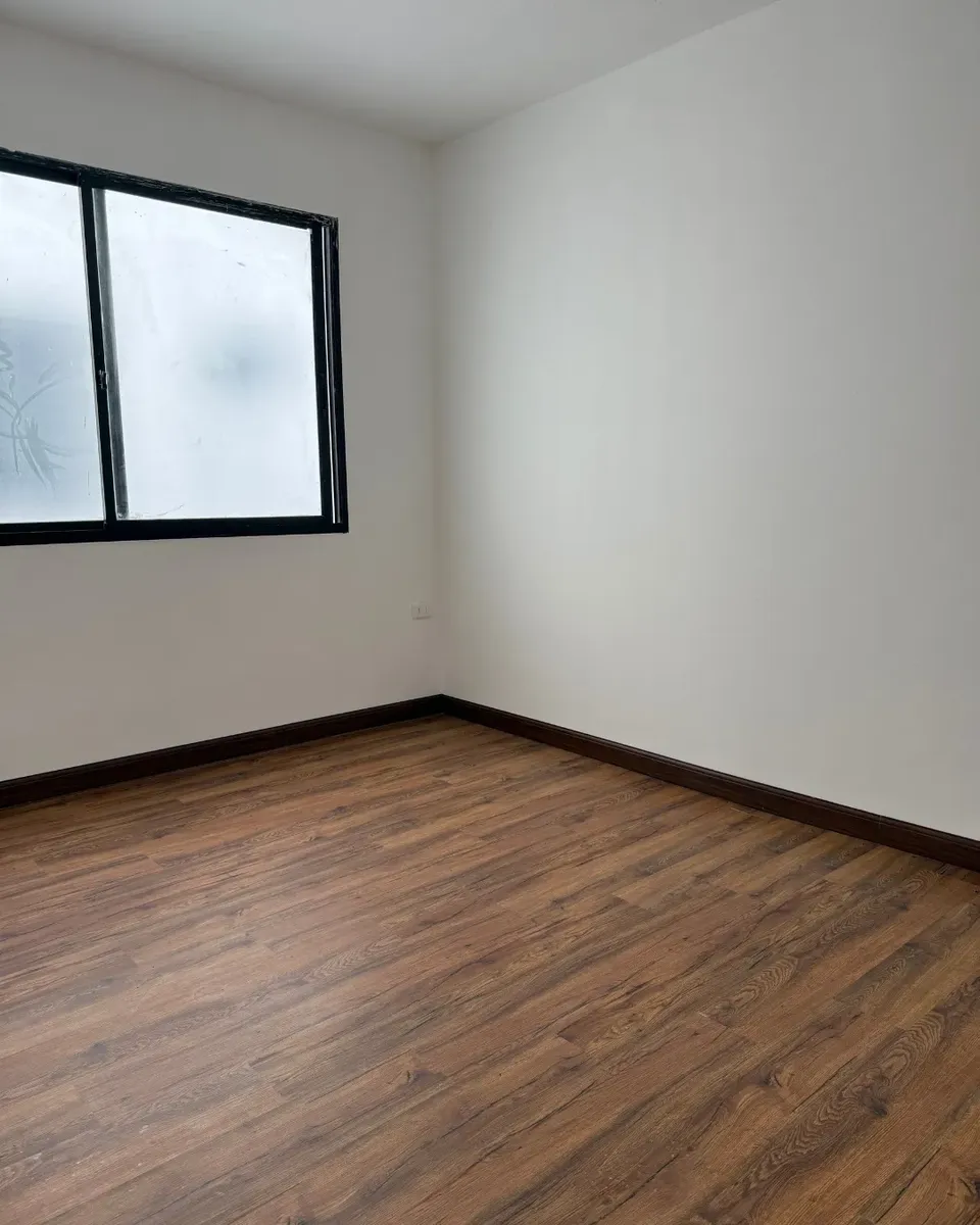 Apartamento De 1 Dormitorio En Alquiler En Ciudad Vieja  Misiones Y Sarandí · Foto 5