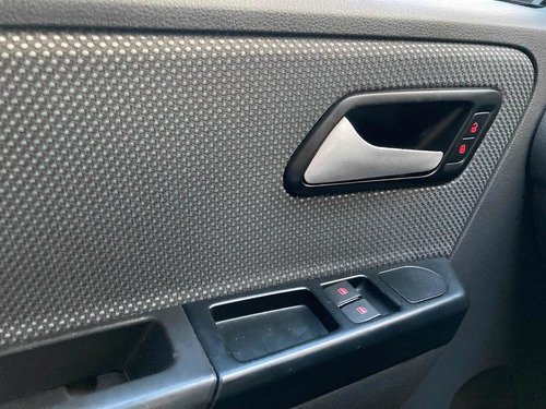 Volkswagen Fox 2011 1.0 Vht Total Flex 5p
