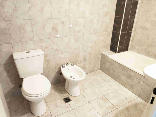 Depto Venta Ramos Mejia 2 Amb Con Patio