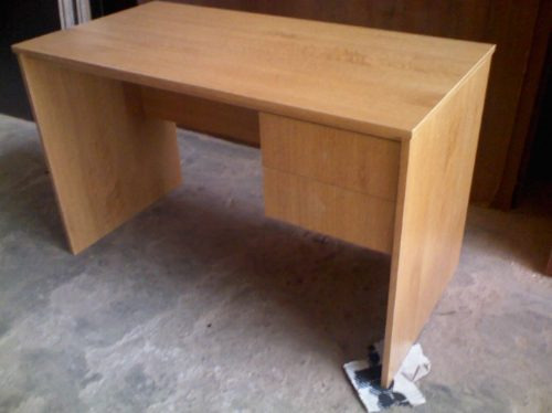 Mesa Escritorio 2 Caj 1.20m  Melamina ( Armado ) Diyant