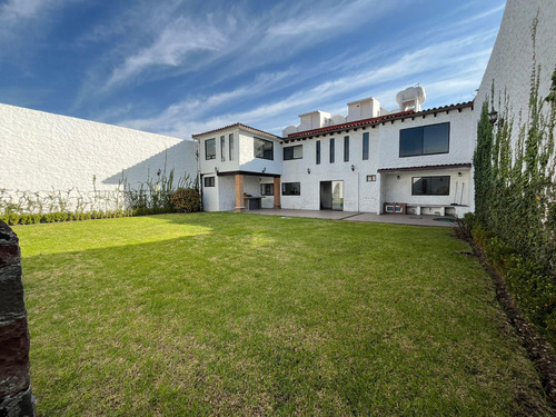 Casa Con Uso De Suelo En Renta-toluca-1,150m2