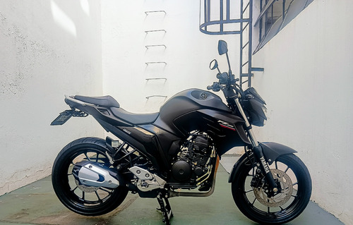 Moto Yamaha Fz25 2020