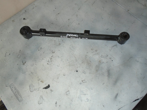 Imagen 1 de 3 de Vendo Barra Trasera De Kia Opirus Año 2005