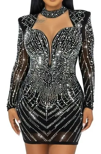 Vestido preto bordado com cheap perola