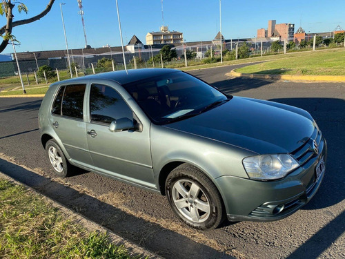 Volkswagen Golf 1.6 Advance