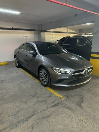 Mercedes-Benz Clase CLA 1.6 200 Cgi Sport At