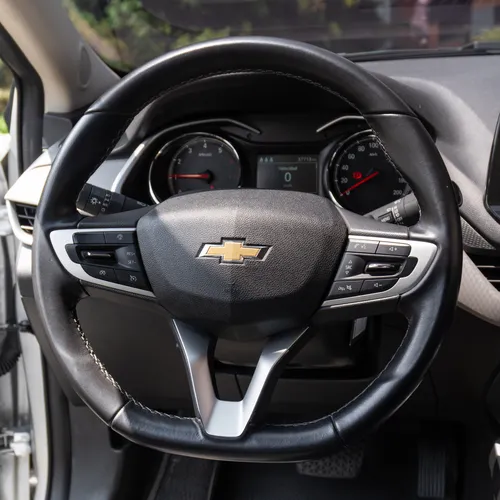 Chevrolet Onix 1.0T Premier Sedan At