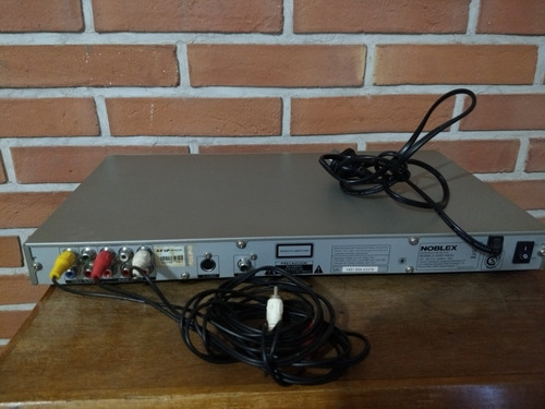 Reproductor De Dvd Noblex 1451u