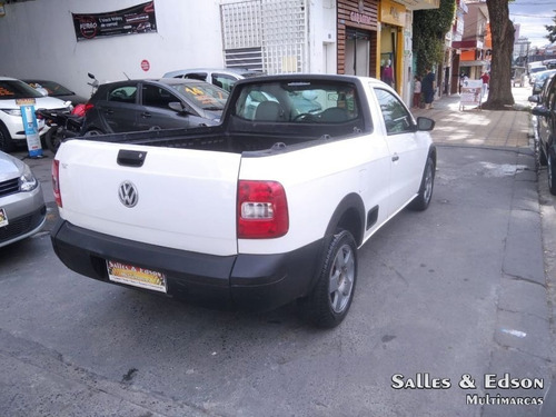 Imagem 6 de 12 de Vw Saveiro Cs 1.6 Flex 2013