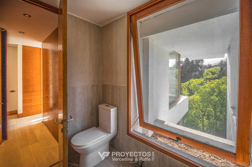 Espectacular Casa En Lo Curro Venta De 6 Dorm. En Vitacura