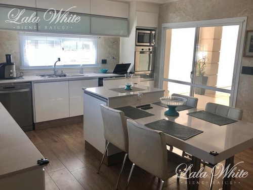 Imagen 9 de 30 de Venta - Casa En La Providencia