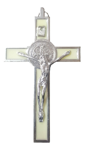 Imagen 1 de 2 de Cruz De San Benito Con Cristo (proteccion Total) 19 X 9,5 Cm